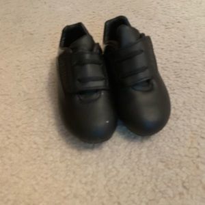 Toddler soccer cleats